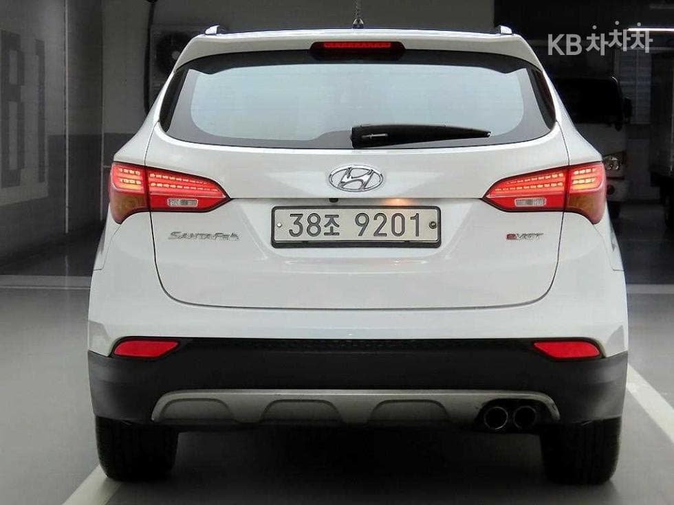 Hyundai Santa Fe DM R2.0 2WD EXCLUSIVE Base - Image 3