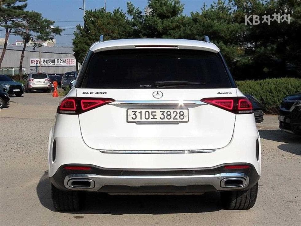 벤츠 GLE (V167) 450 4Matic - Image 4