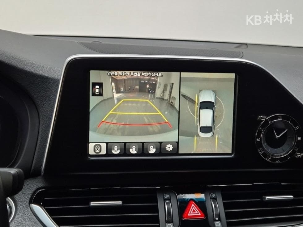 Хюндай Grandeur (Azera)IGРент-а-кар 3.0 Бензин Modern 베이직 Стандартен - 15