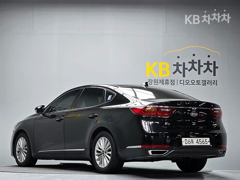 Kia All New K7 2.2 Diesel Prestige - Image 4