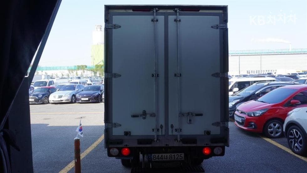 (844ner8125)KIA The New Bongo3 Refrigerated 1.2Ton Standard King Cab Extra Long Axle GL - 7