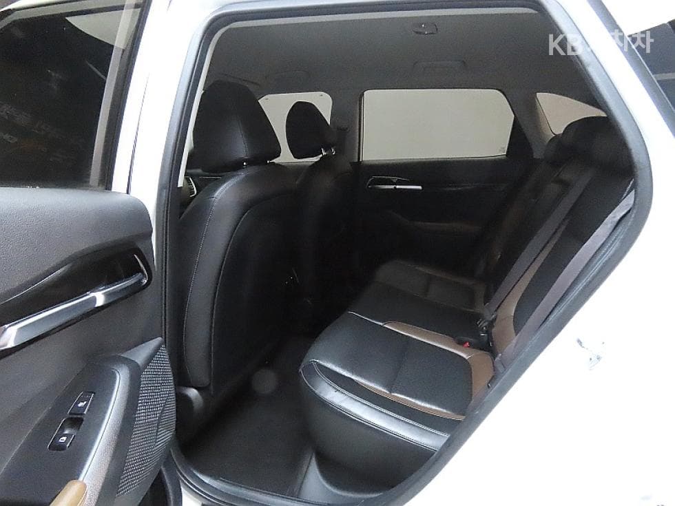 (344so9736)Kia Celtos 1.6 GDI Turbo 2WD Signature - 11