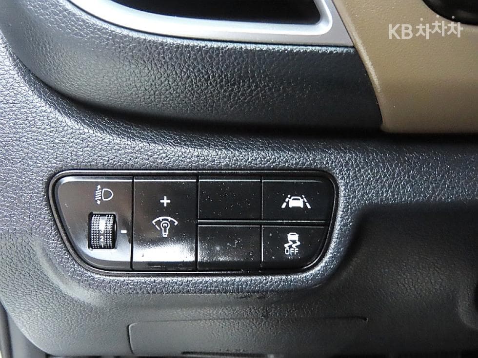 (344so9736)Kia Celtos 1.6 GDI Turbo 2WD Signature - 12