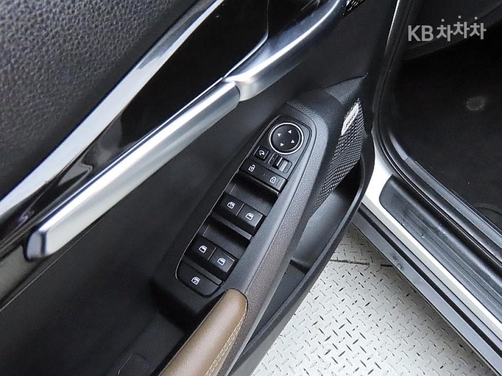 (344so9736)Kia Celtos 1.6 GDI Turbo 2WD Signature - 13