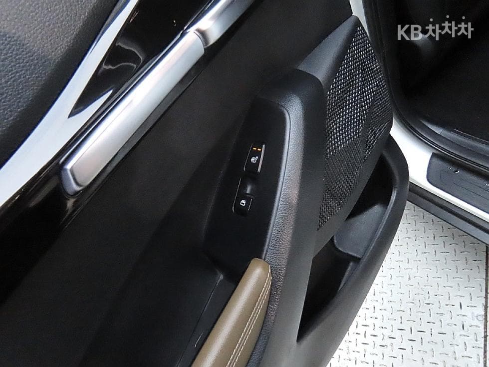 (344so9736)Kia Celtos 1.6 GDI Turbo 2WD Signature - 18