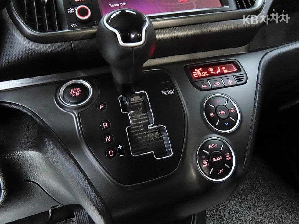 (113du4725)Kia The New Kia Ray 1.0 Gasoline Signature - 9