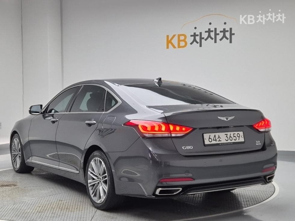 Genesis G80 3.8 GDI AWD Luxury - Image 3