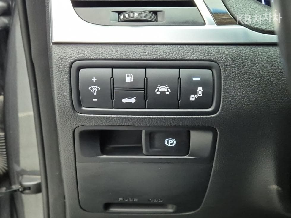 (64so3659)Genesis G803.8 GDI AWD Luxury - 17