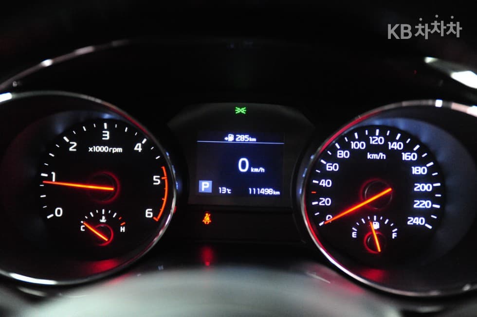 Киа The New (фейслифт) Канивал7-местен (Лимузин) 2.2 Дизел Лимузин President - 5