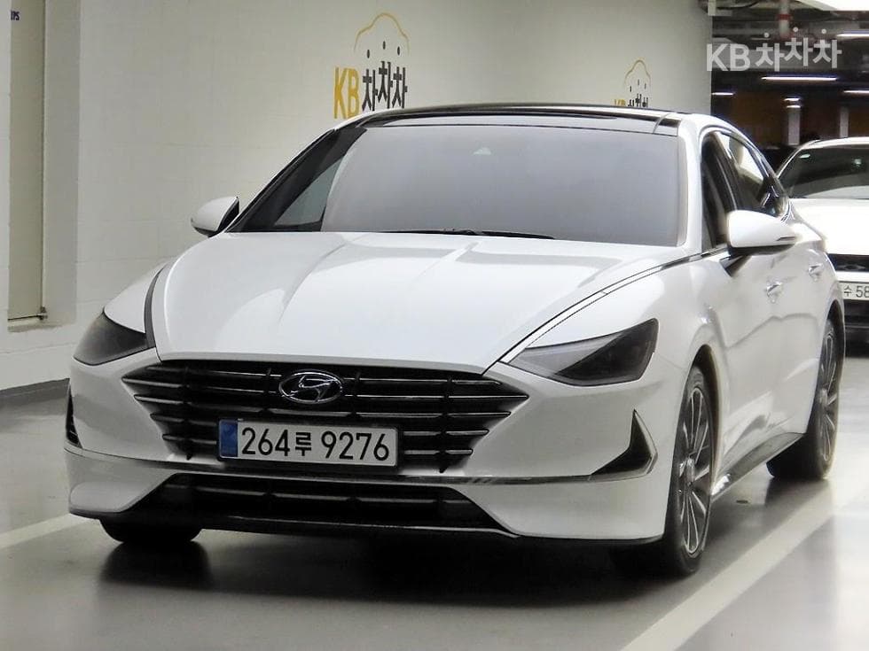 Hyundai Sonata (DN8) 2.0 Inspiration - Image 2