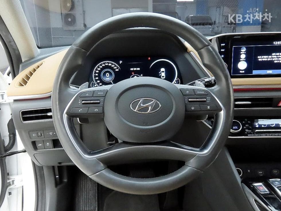 (264L9276)Hyundai Sonata (DN8)2.0 Inspiration - 6