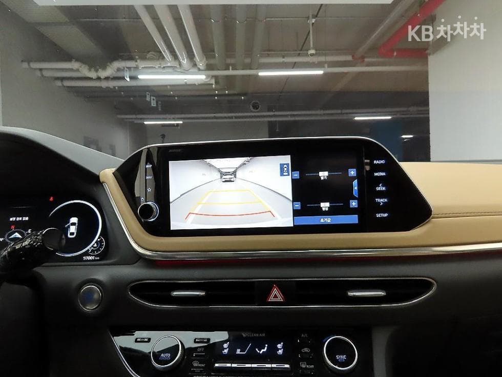 (264L9276)Hyundai Sonata (DN8)2.0 Inspiration - 16