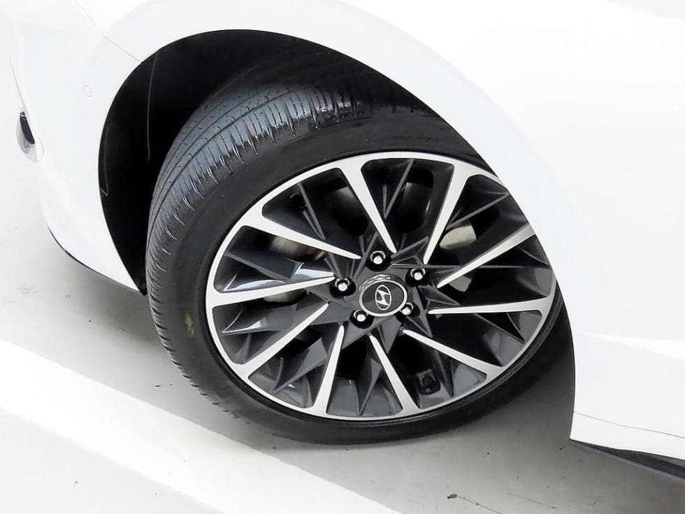 (264L9276)Hyundai Sonata (DN8)2.0 Inspiration - 19