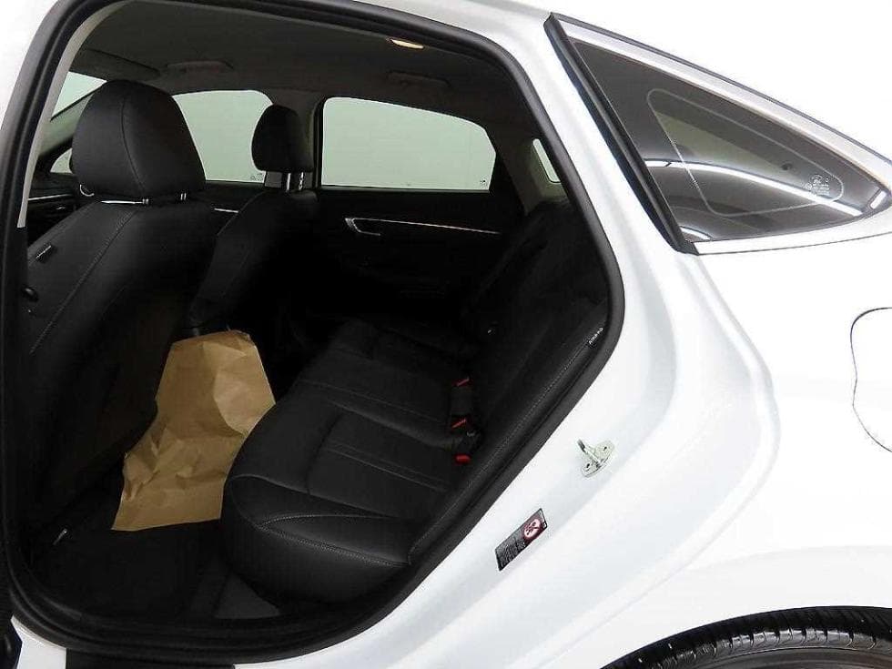 Hyundai Sonata (DN8)2.0 Premium 패밀리 - 6