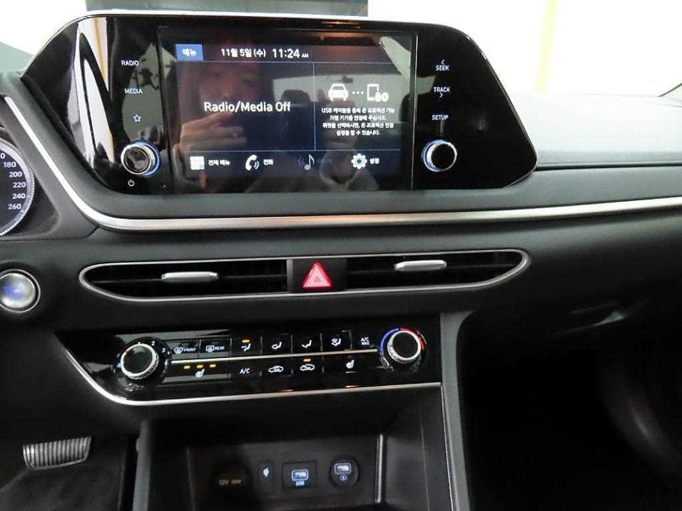 Hyundai Sonata (DN8)2.0 Premium 패밀리 - 13