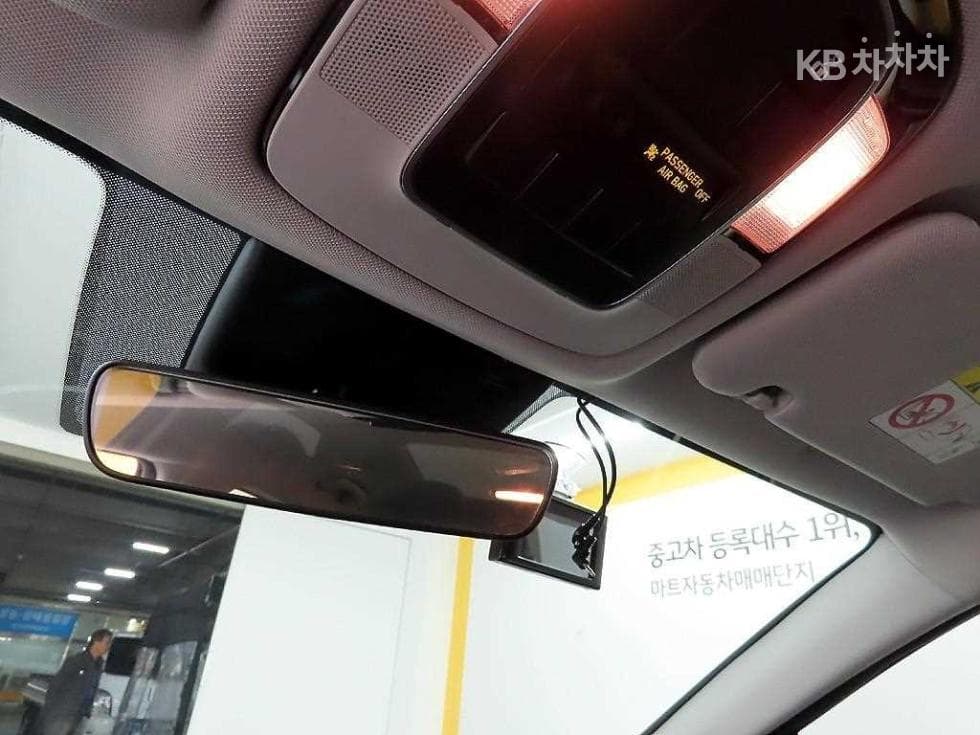 Hyundai Sonata (DN8)2.0 Premium 패밀리 - 16