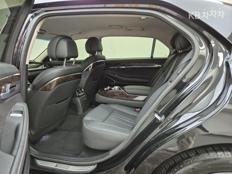 Дженезис G903.8 GDi AWD Лукс - 12