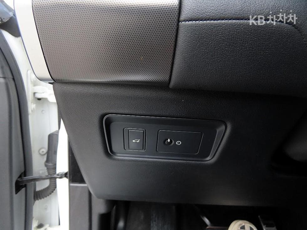 Land Rover Нов Рендж Ровер Спорт3.0 SDV6 HSE Динамик - 12