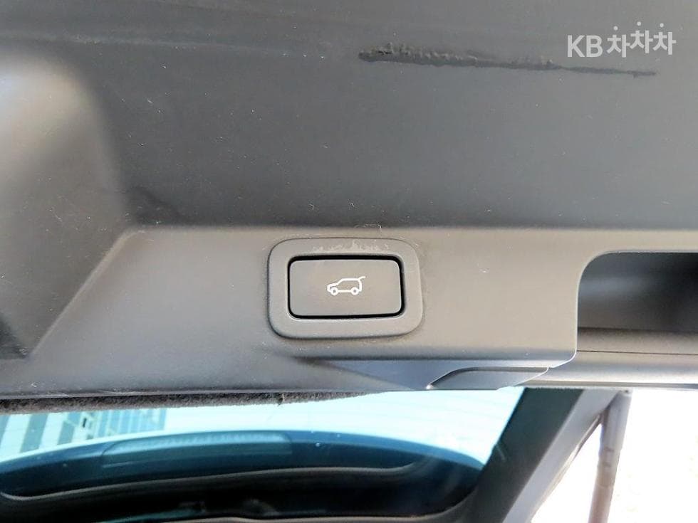 Land Rover Нов Рендж Ровер Спорт3.0 SDV6 HSE Динамик - 17