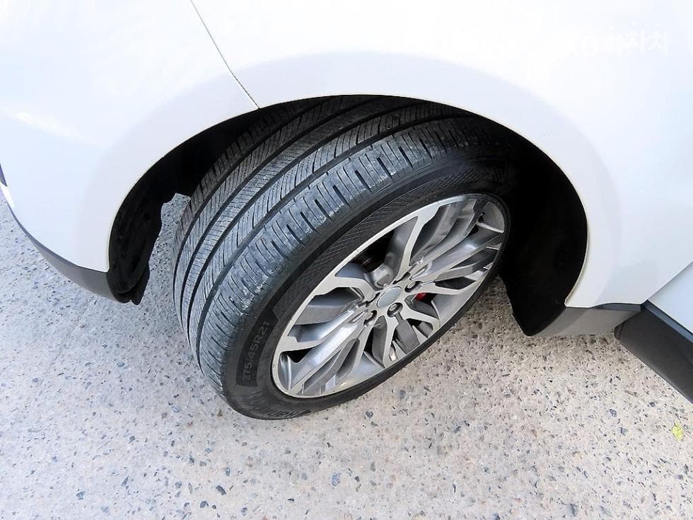 Land Rover Нов Рендж Ровер Спорт3.0 SDV6 HSE Динамик - 20