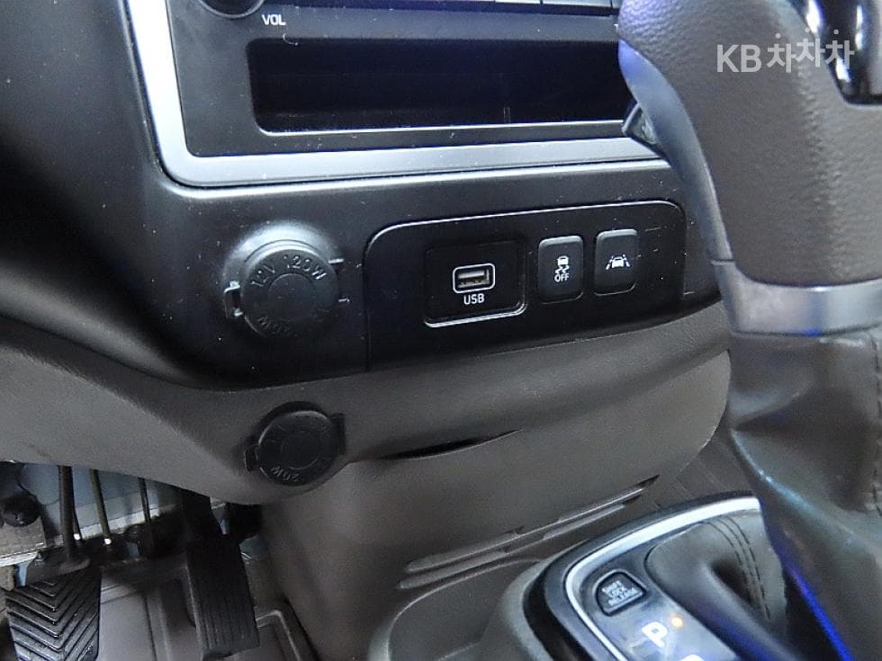 Hyundai Porter 2Extra Long Super Cab CRDi Smart - 14