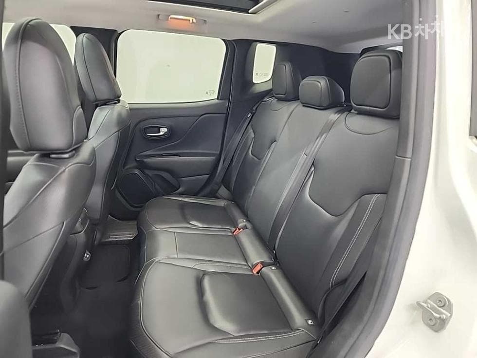 지프 레니게이드2.4 Limited FWD - 12