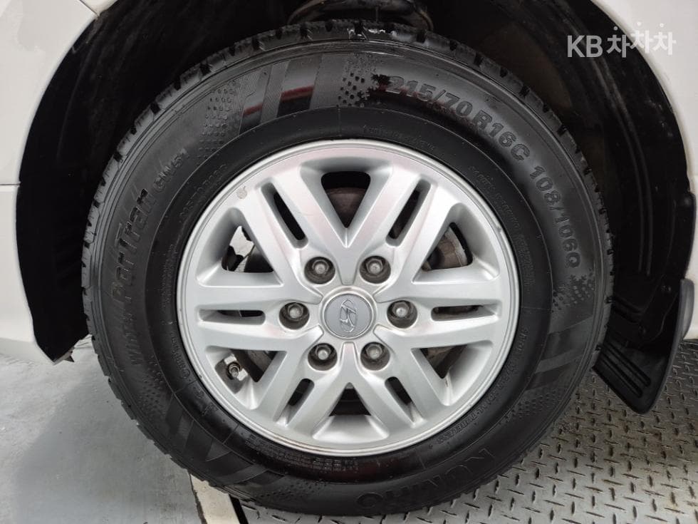 (85도5281)Hyundai The New Grand StarexVan 3 Passenger Smart - 18