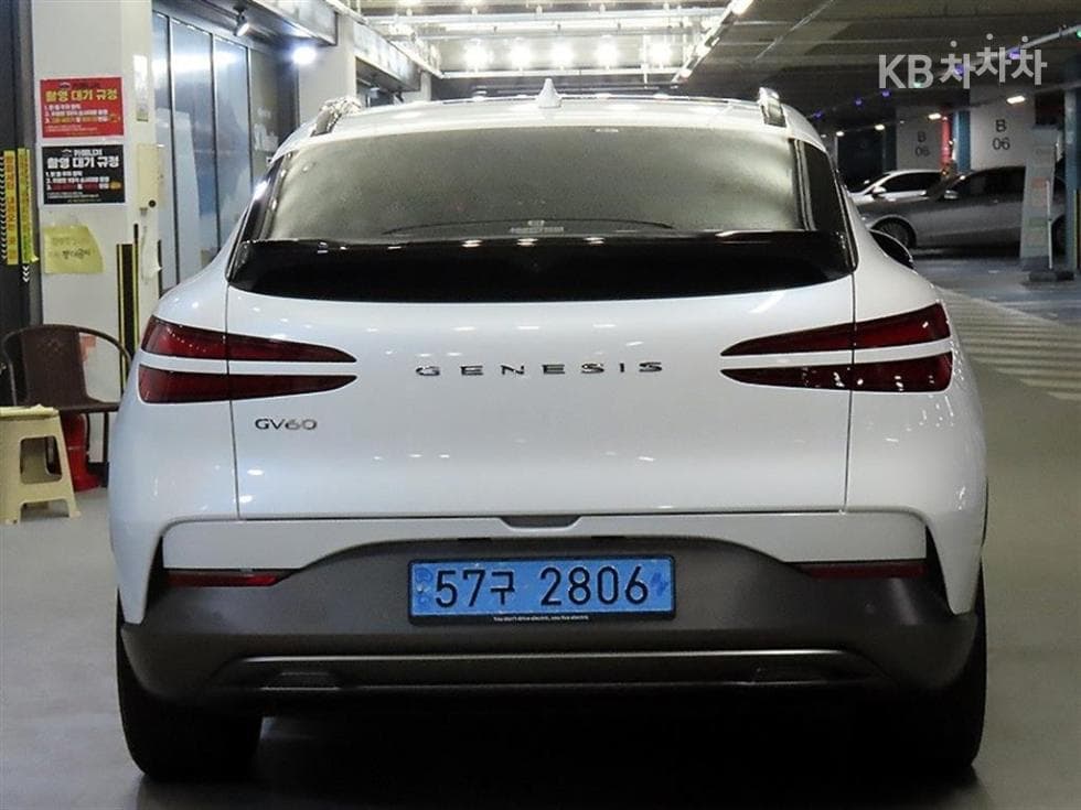 Дженезис GV60Стандартен AWD Стандартен - 5