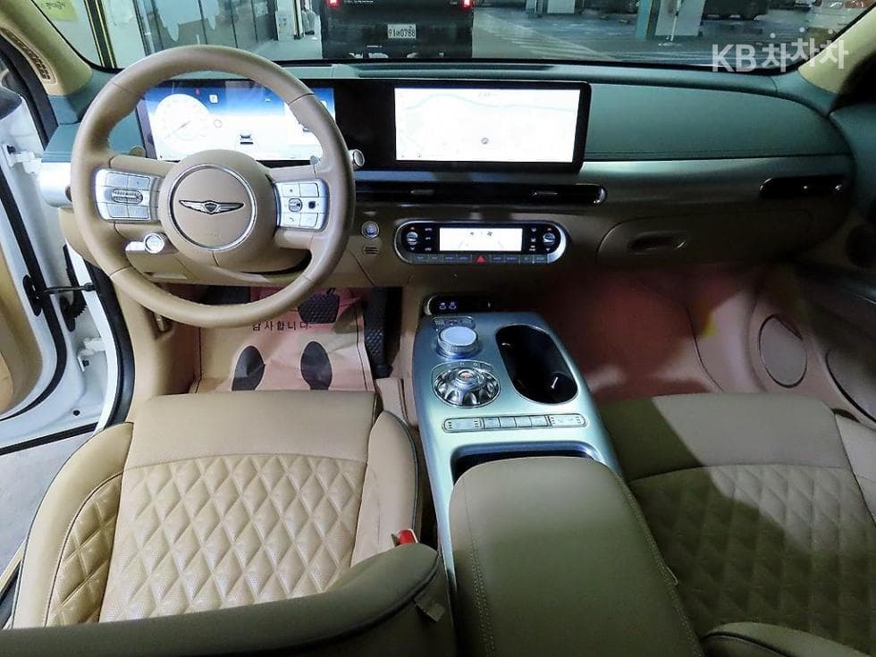 Дженезис GV60Стандартен AWD Стандартен - 10