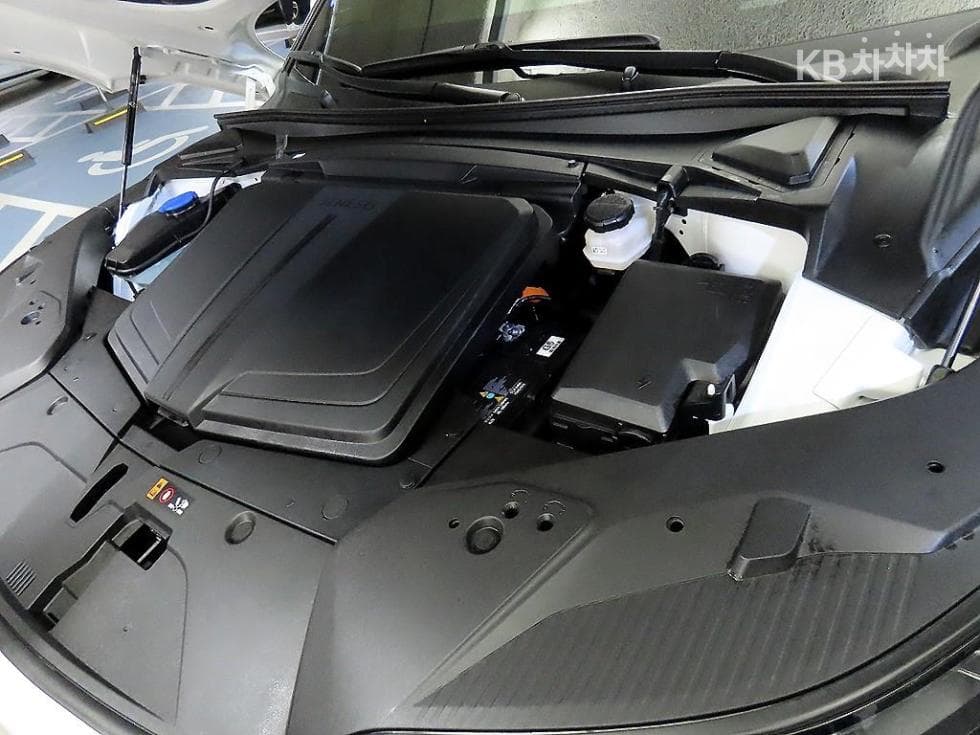 Дженезис GV60Стандартен AWD Стандартен - 19