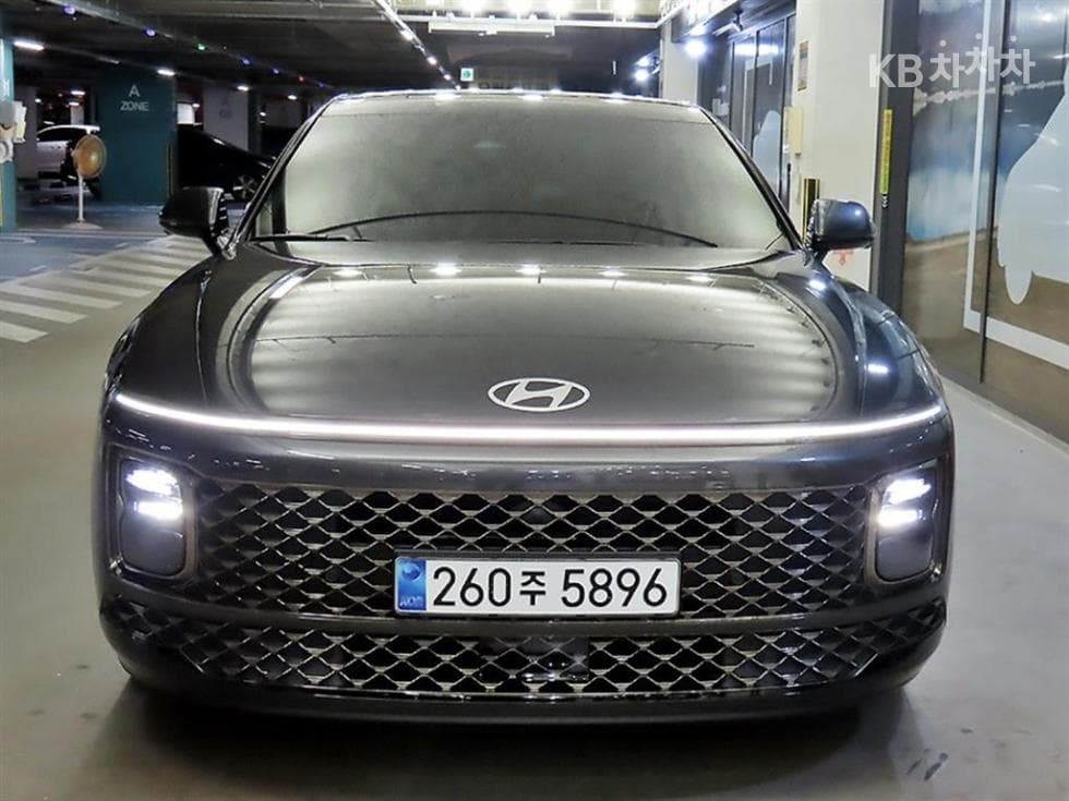 Hyundai All New Grandeur Hybrid 1.6 Turbo Gasoline Calligraphy - Image 2