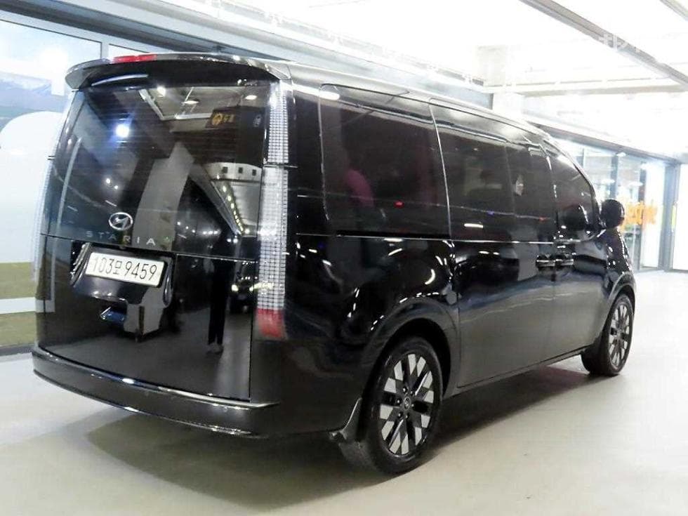 Hyundai Staria Lounge2.2 Lounge 9 Inspiration - 4