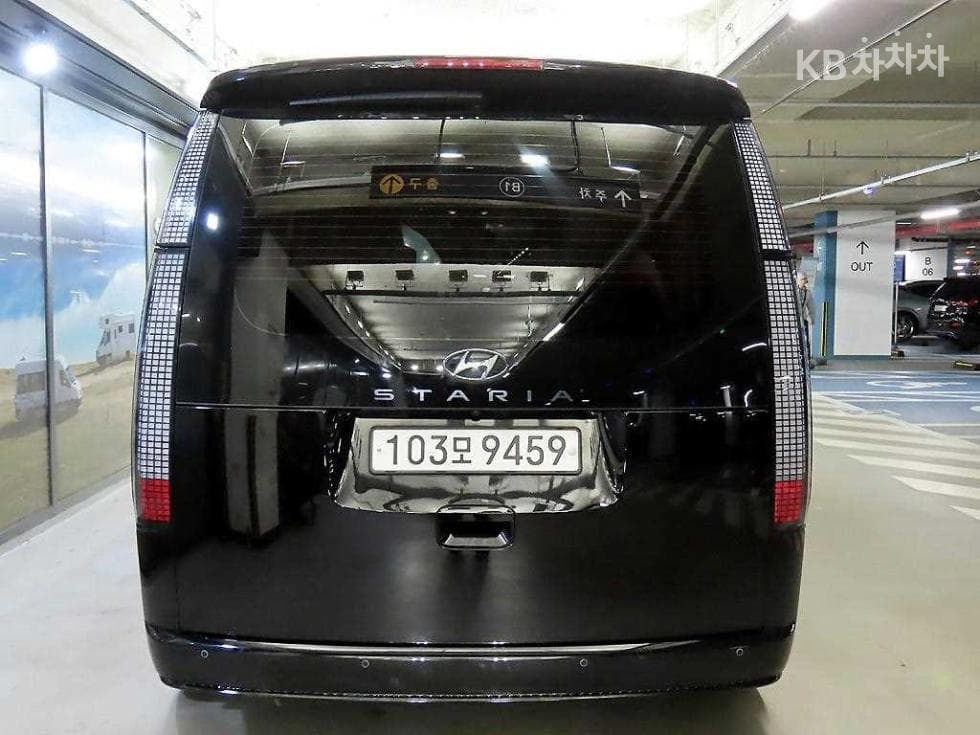 Hyundai Staria Lounge2.2 Lounge 9 Inspiration - 5