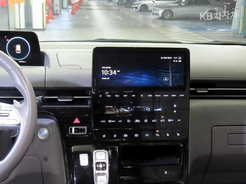 Hyundai Staria Lounge2.2 Lounge 9 Inspiration - 11