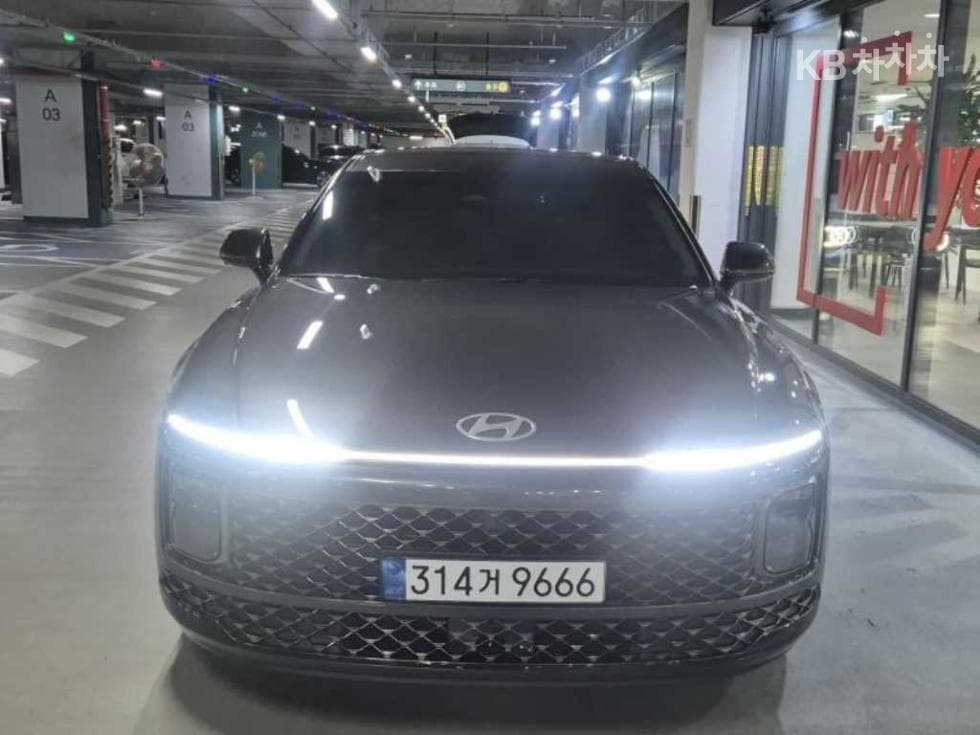 Hyundai All New Grandeur Hybrid 1.6 Turbo Gasoline Calligraphy - Image 1