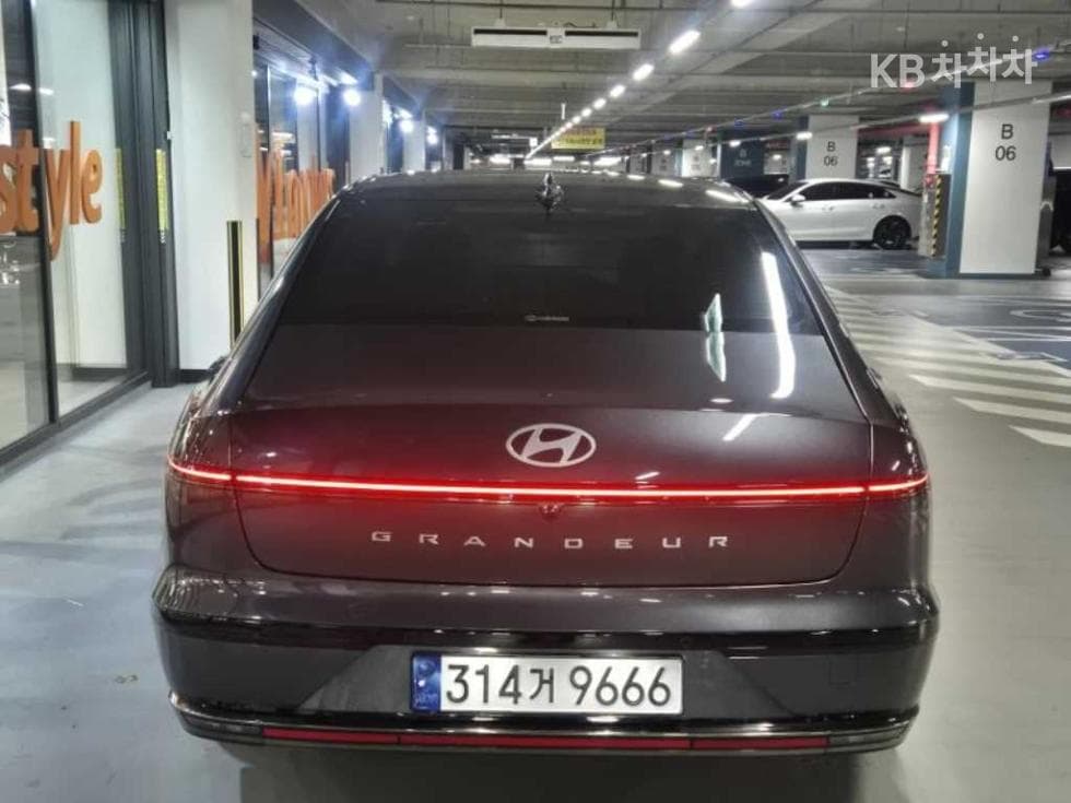 (31400009666)Hyundai All New Granger Hybrid1.6 Turbo Gasoline Calligraphy - 6