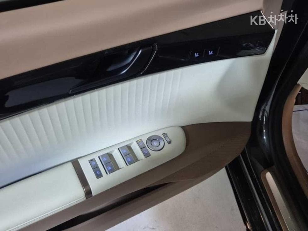 (31400009666)Hyundai All New Granger Hybrid1.6 Turbo Gasoline Calligraphy - 15