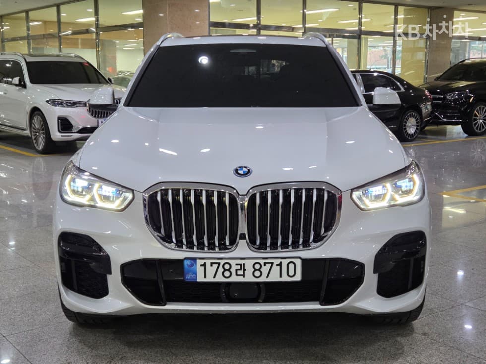 BMW X5 (G05)xDrive 45e M Sport - 2