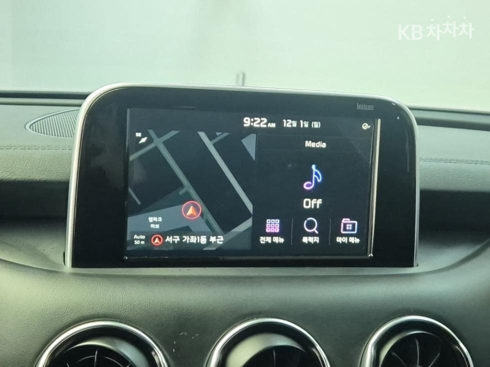 Киа Stinger2.0 Турбо 4x4 플래티넘 - 14