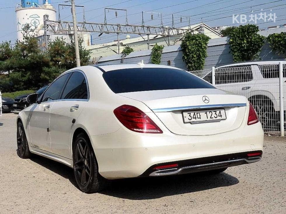 Mercedes-Benz Нов S-КласS350 d 4MATIC W222 - 3