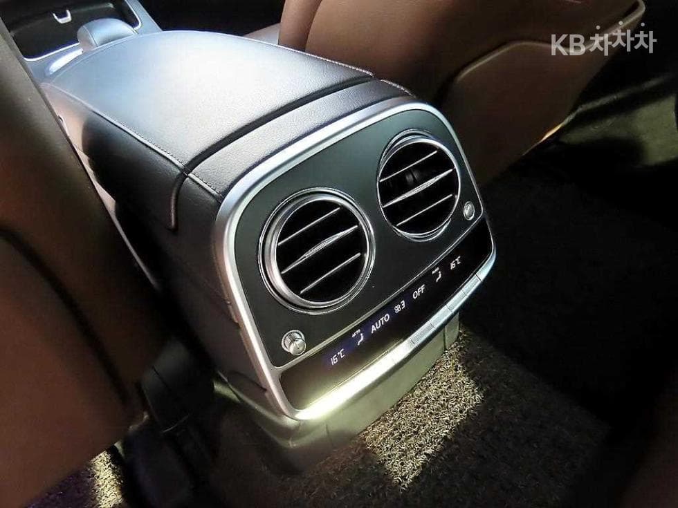 Mercedes-Benz Нов S-КласS350 d 4MATIC W222 - 15