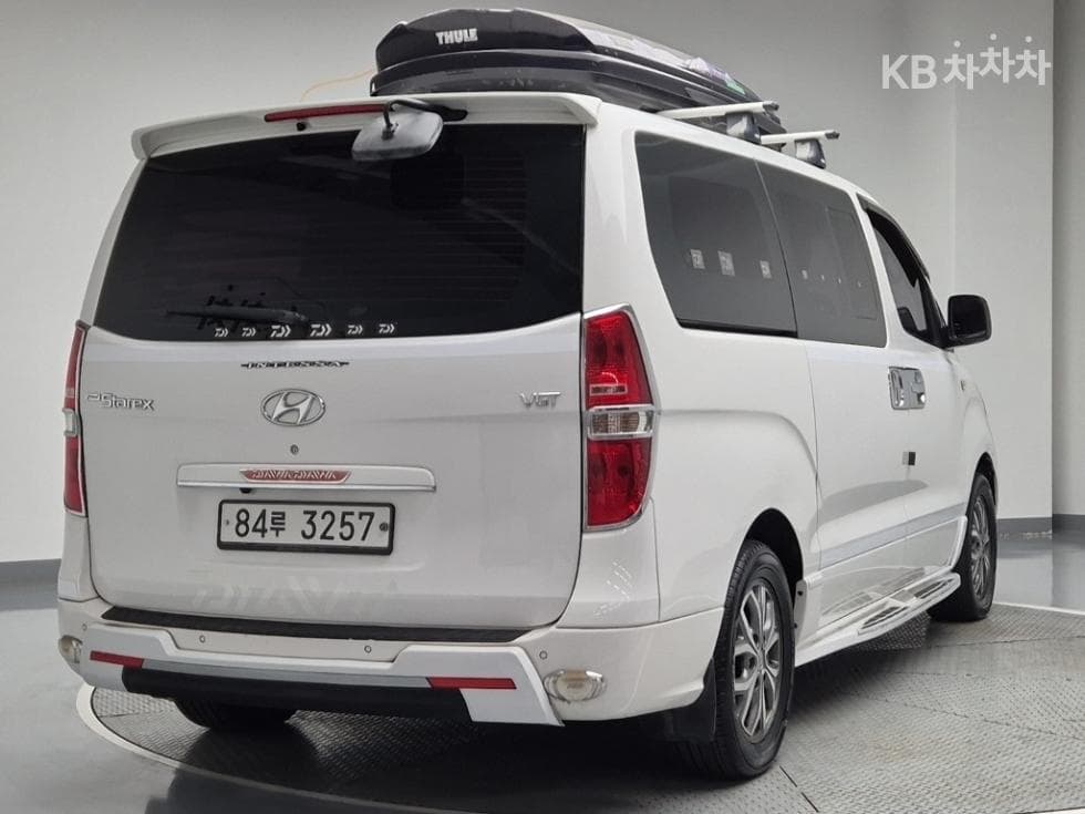 Хюндай Гранд Старекс5-местен Ван CVX Premium - 3