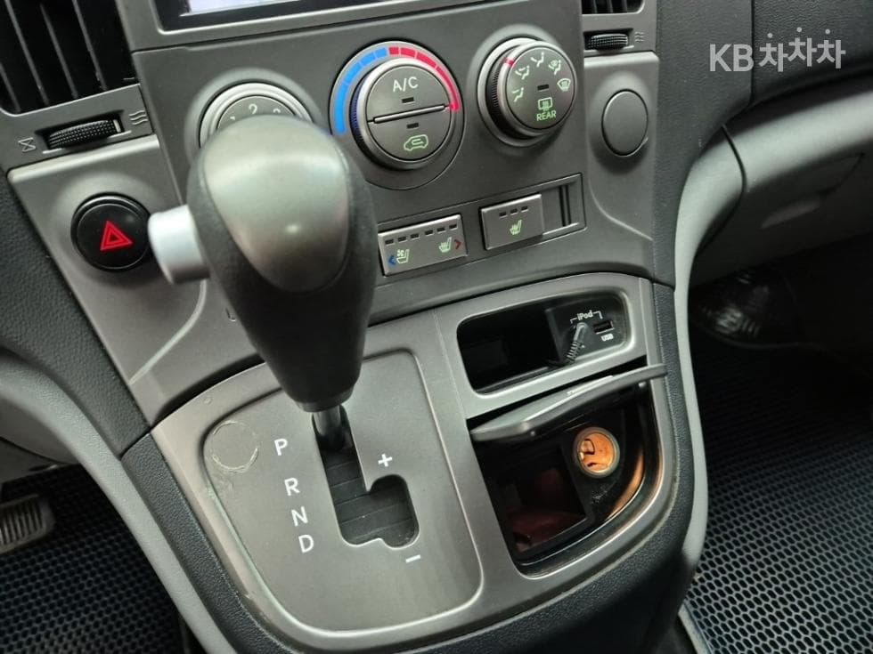 Хюндай Гранд Старекс5-местен Ван CVX Premium - 8