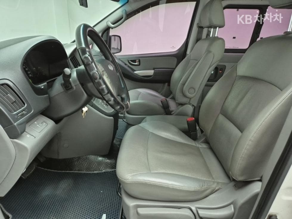 Хюндай Гранд Старекс5-местен Ван CVX Premium - 11