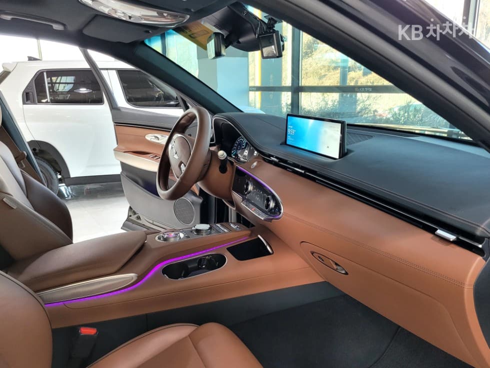 Genesis GV70Gasoline 2.5T 2WD - 4