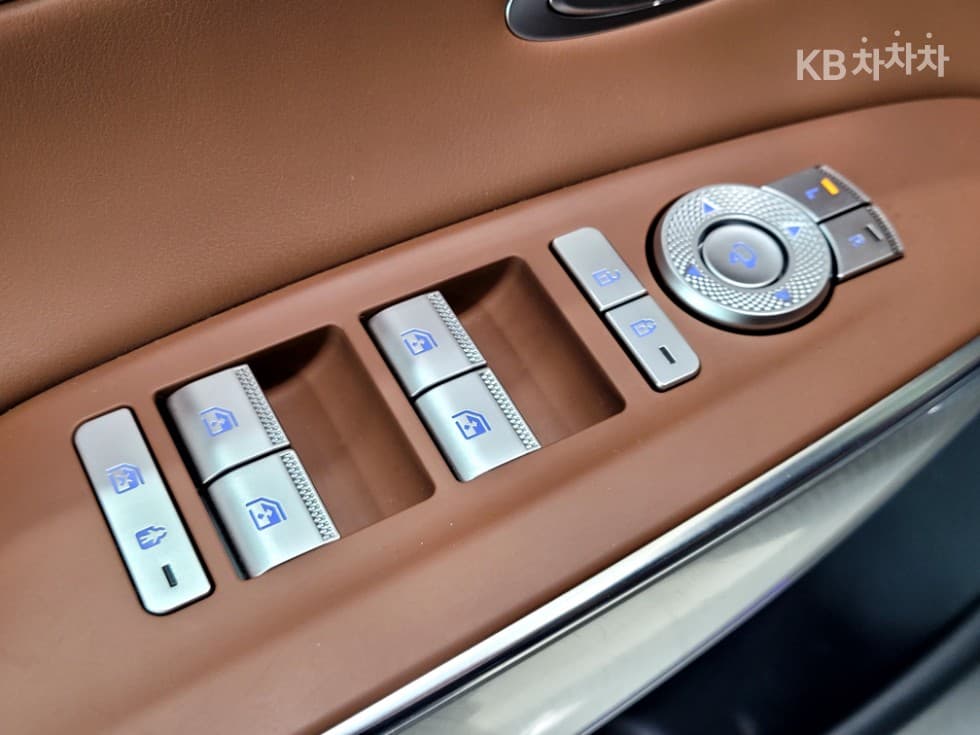 Genesis GV70Gasoline 2.5T 2WD - 8