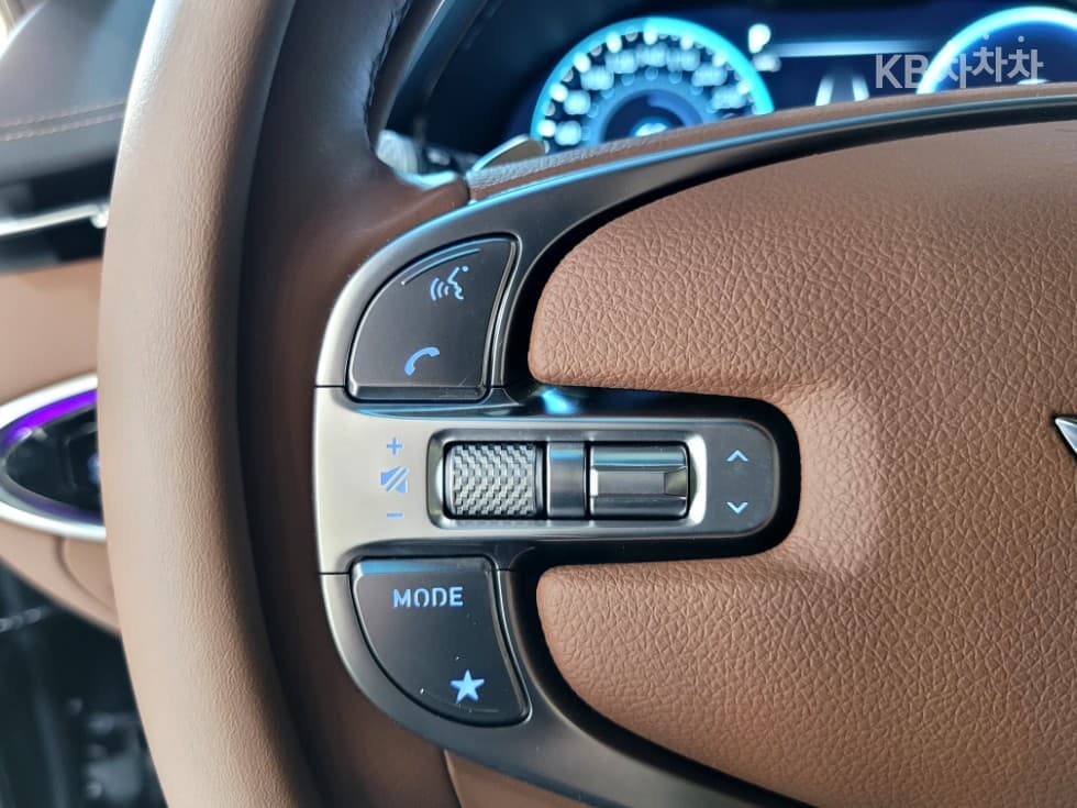 Genesis GV70Gasoline 2.5T 2WD - 13