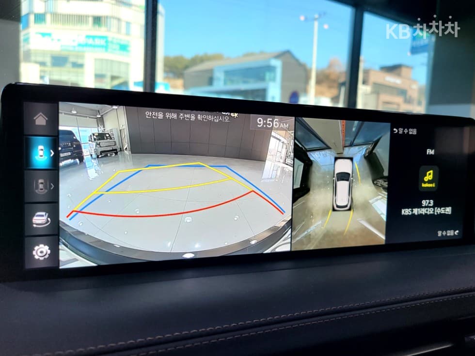 Genesis GV70Gasoline 2.5T 2WD - 16