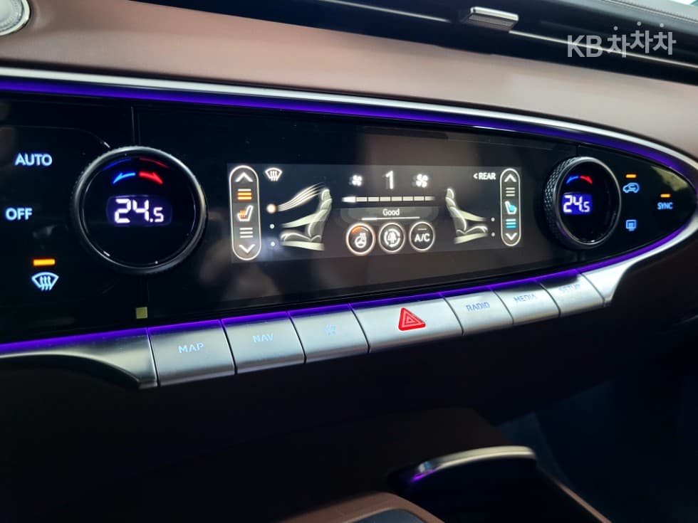 Genesis GV70Gasoline 2.5T 2WD - 17