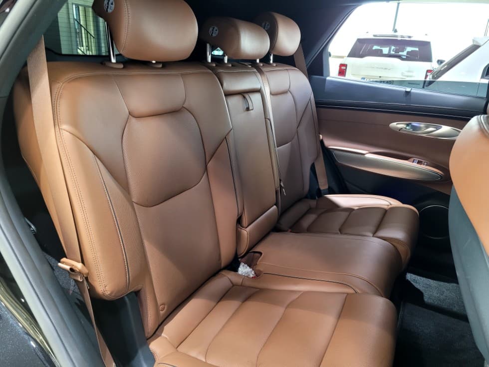 Genesis GV70Gasoline 2.5T 2WD - 28